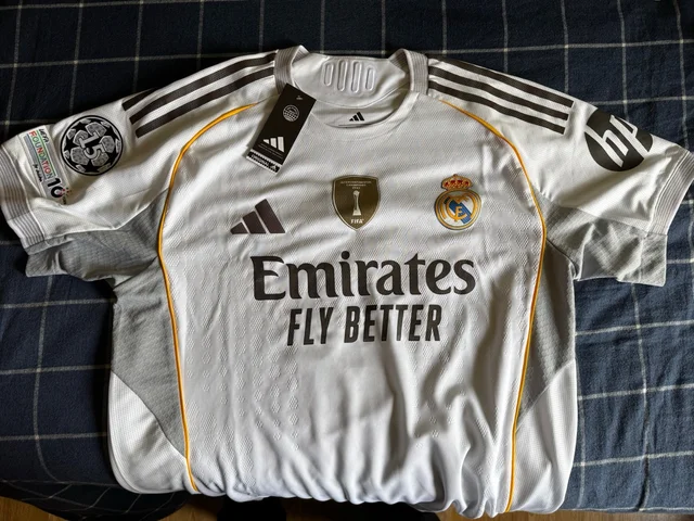Foto de Paula Suárez con su camiseta
